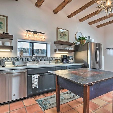 Adobe House With Patio - Walk To Dtwn Plaza And Shops! Villa ซานตาเฟ ภายนอก รูปภาพ