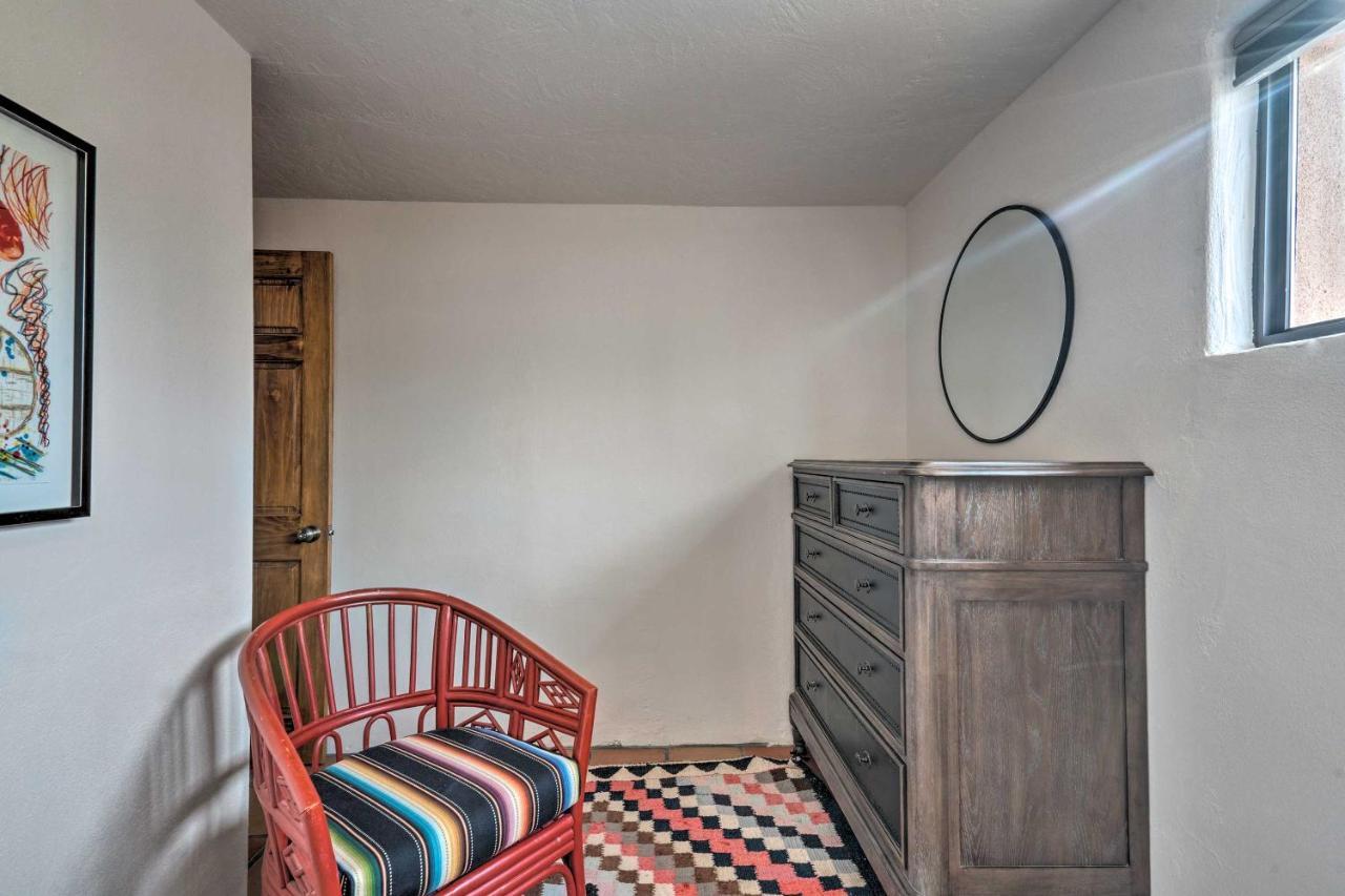 Adobe House With Patio - Walk To Dtwn Plaza And Shops! Villa ซานตาเฟ ภายนอก รูปภาพ